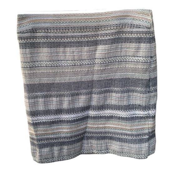 LOFT Tweed Textured Mini Skirt I Size: 4 - Picture 3 of 7